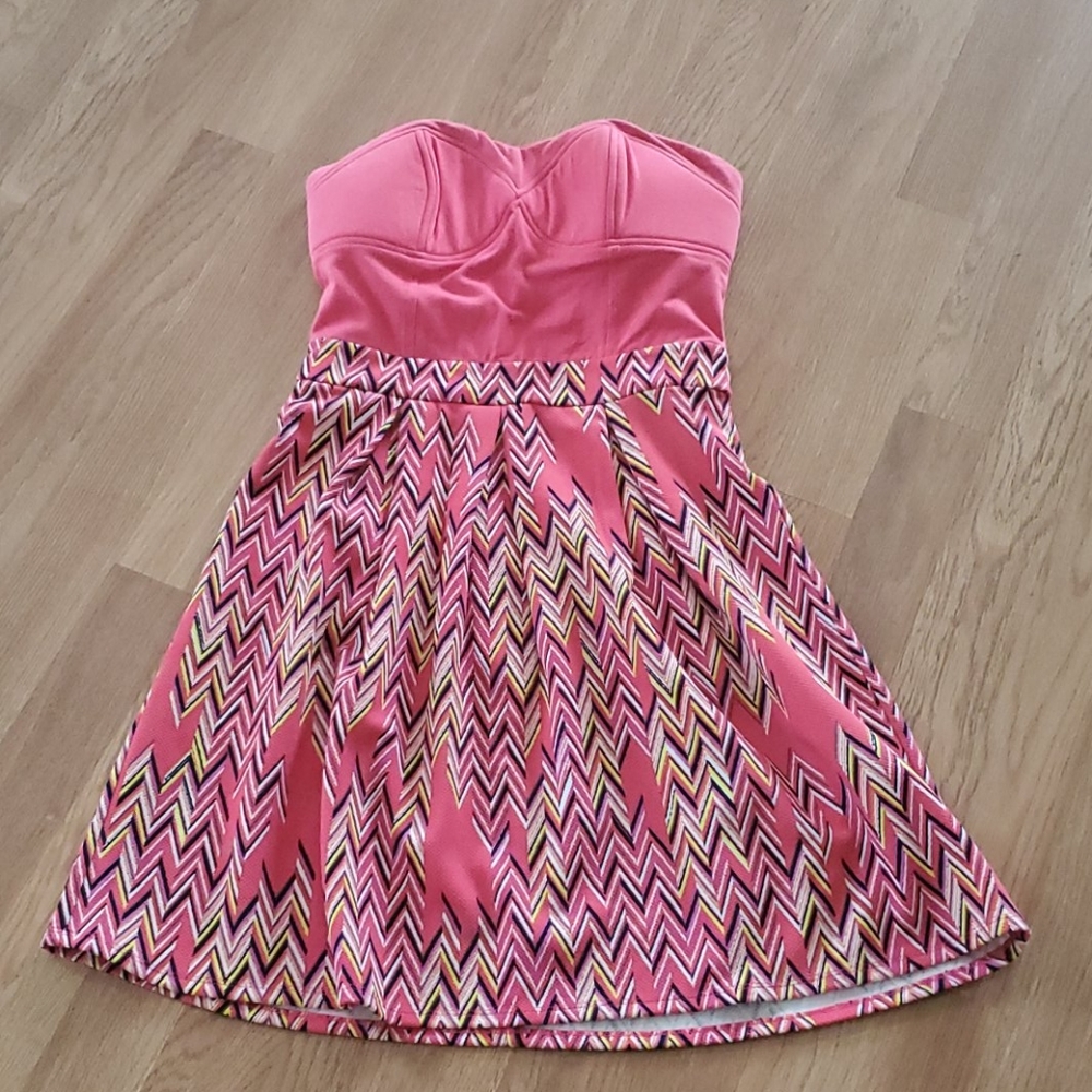 Strapless dress